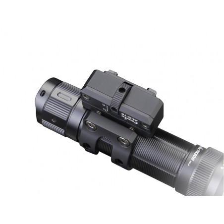 Montaż M-LOK latarki Fenix ALG-16